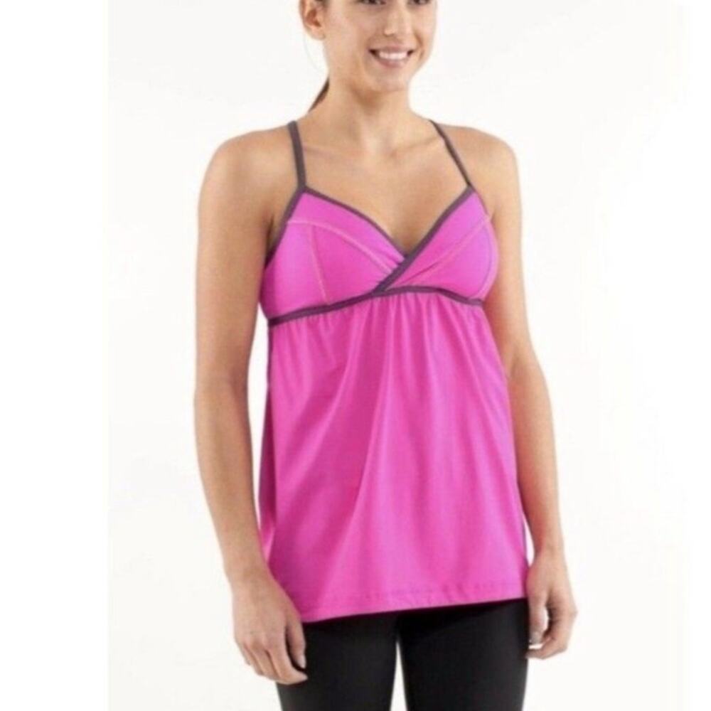 Lululemon Rehearsal Tank Top in Paris Pink size 4